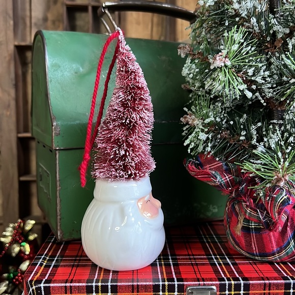 🎅🏽Santa Ornament - Picture 3 of 6